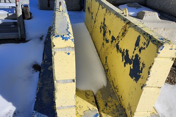 Retaining / protection Blocks