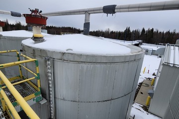 750 bbl Coated Storage Tank