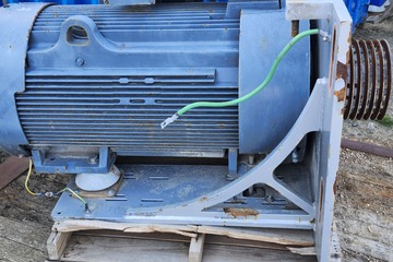 350 hp Baldor L449T Electric Driver