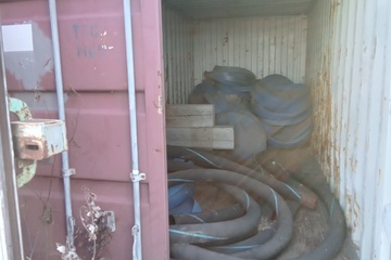 C Can #16 miscellaneous hoses and pipe caps