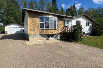 Relocatable Workforce Housing Unit - 1000 SqFt Bi-level