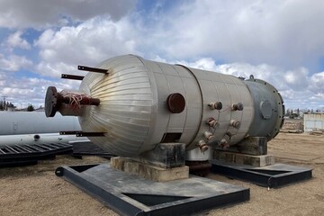 90" x 11.5' 570 bbl 1,872 PSI Knockout Drum
