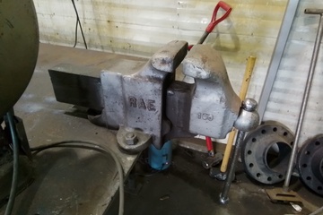 RAE Brench Vise