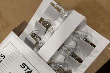Stanpro / Standard 6 W 145 V Miniature Indicator Bulbs — Bulk Skid Lot