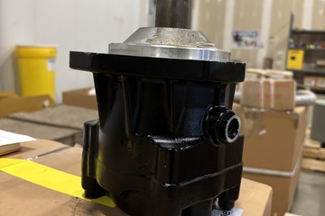 KYB Hydraulic Piston Motor