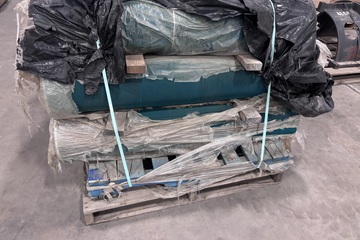 Layfield Debris Netting — 18 Rolls, 10 ft x 164 ft, Green
