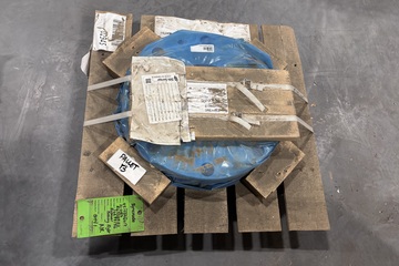 Komatsu Right-Hand Bearing Retainer