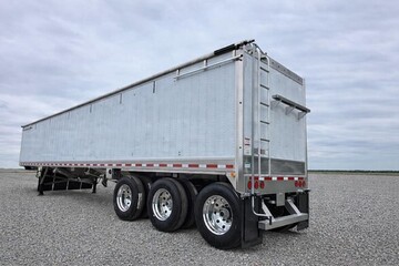 2023 Berg Bulker GT346 Trailer Double Hopper Bottom
