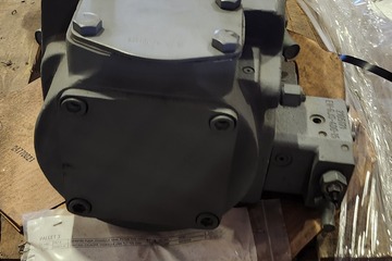Seatrax 40387 260CC 196 KW Variable Displacement Axial Piston Hydraulic Pump
