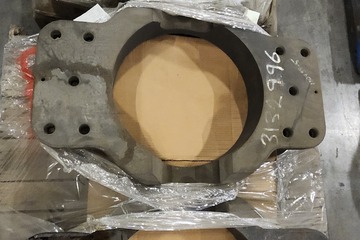 Hydril 3132996 18-3/4 in 15M RBOP Bottom Wear Plate with SST Valve